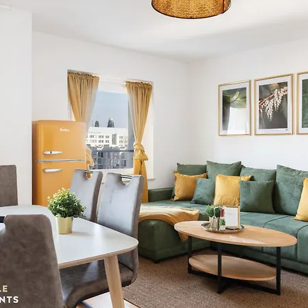 Pineapple - Zwinger Xi - 64qm